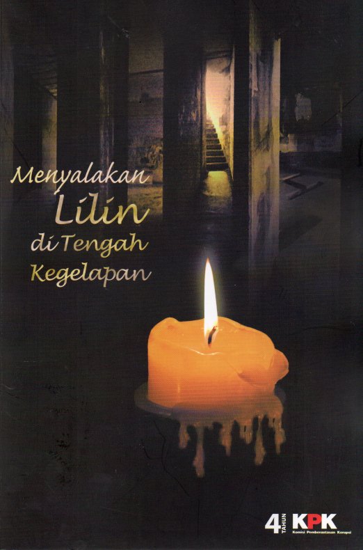 Menyalakan lilin di tengah kegelapan / Editor: Johan Budi, SP